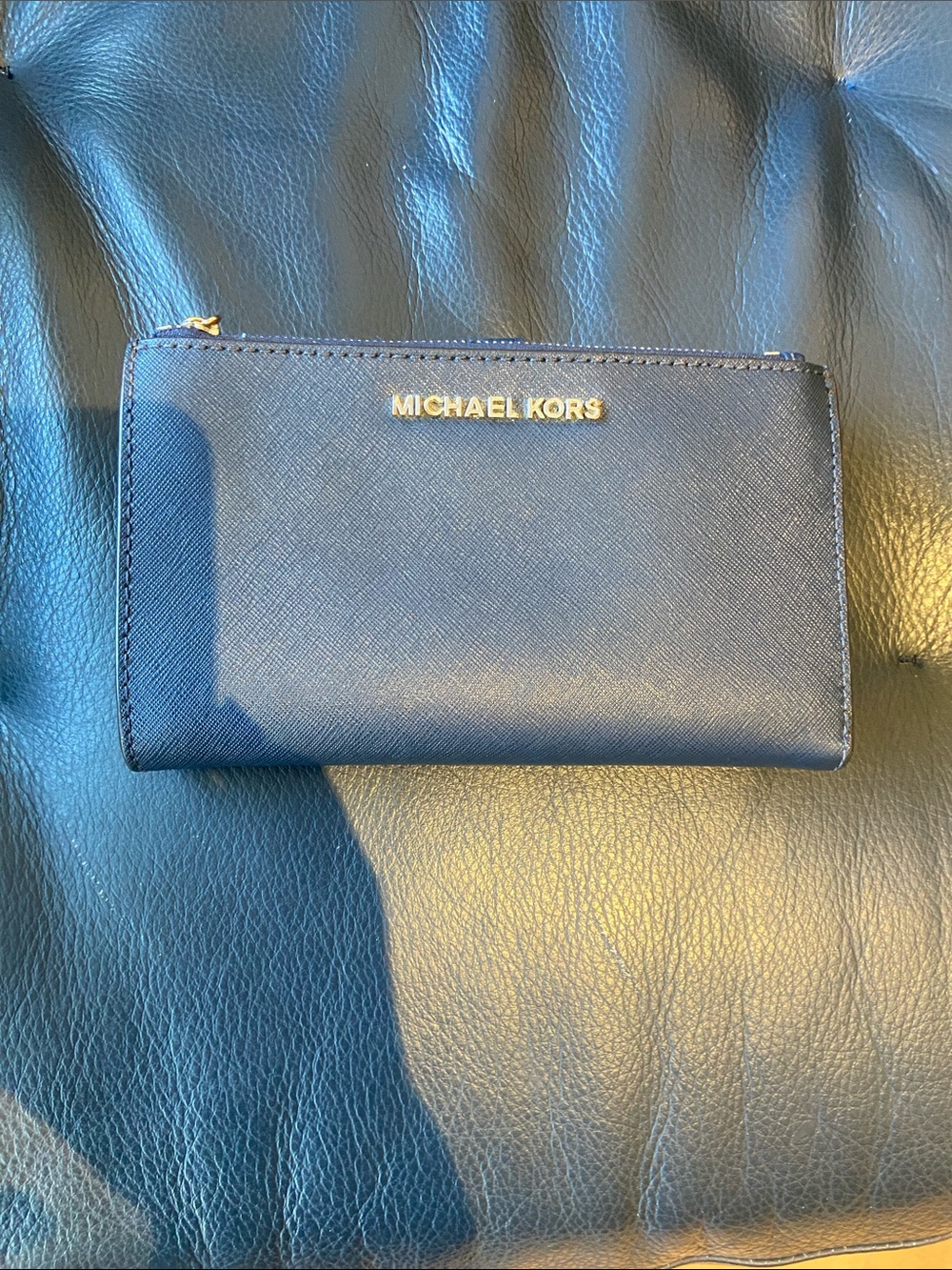 Michael Kors Navy Saffiano Zip Card and Phone Holder with Gold Logo